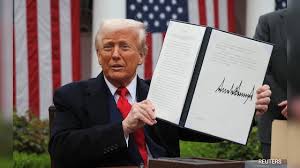 भारत के खिलाफ ट्रम्प टैरिफ: जब विदेश नीति सोशल मीडिया पर बड़बोलेपन तक सीमित हो गई