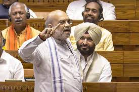 लोकसभा में इमिग्रेशन बिल पास, गृह मंत्री शाह बोले- भारत कोई धर्मशाला  नहीं...घुसने नहीं दिया जाएगा | Immigration And Foreigners Bill 2025